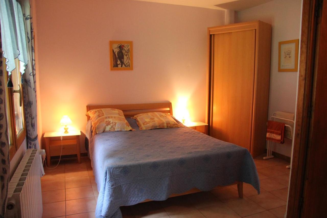 Chambre D'Hote "Chez Antoinette Et Charles" Santo-Pietro-di-Venaco Luaran gambar